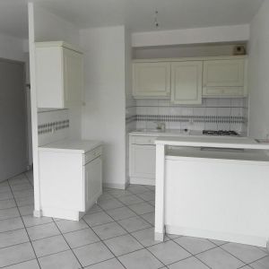 Location Appartement 2 pièces 49m² MILLAU 12100 - Photo 2