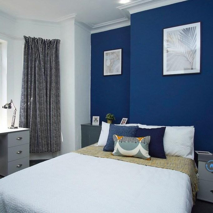 1 bedroom in a house share to rent - Photo 1