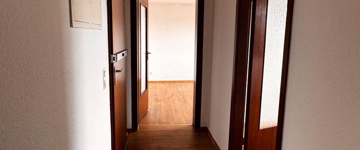 Modernisierte Wohnung in gepflegtem Altbau - Photo 1