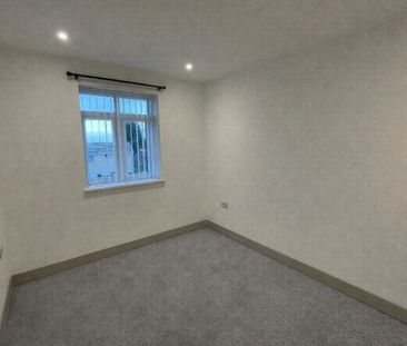 Ravenhill Rd, Swansea, SA5 - Photo 4