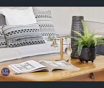 Modern Family Home - CTHS Zone - Photo 4