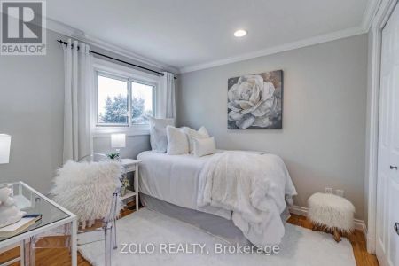 710 HAYES AVENUE - Photo 4