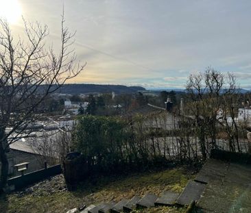 Wohnen auf der Breite - 4.5-Zimmer-Wohnung mit Sitzplatz - Photo 6