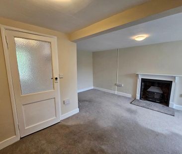 2 bedroom cottage to rent - Photo 2