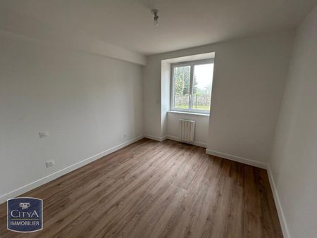 Location Appartement 3 pièces 36m² CHANGE 53810 - Photo 2