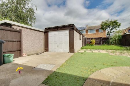 3 bedroom semi-detached house to rent - Photo 2