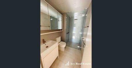 2 bedroom 1 bathroom home located in central Glen Waverley! - Photo 2