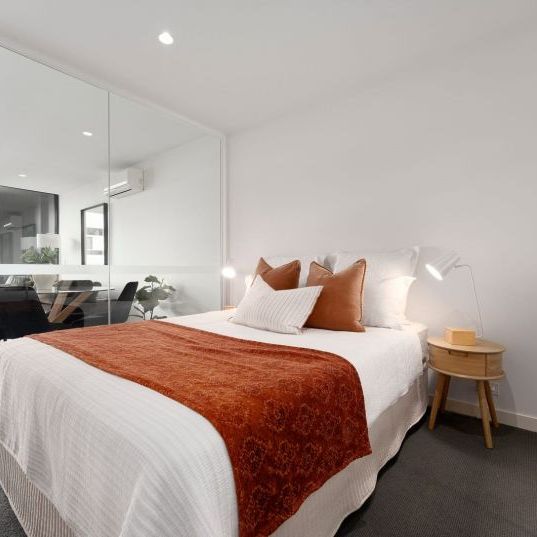 Stylish City-Fringe Living with Stunning Views - Photo 1