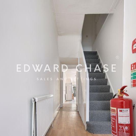 Mixed use to rent - Photo 1