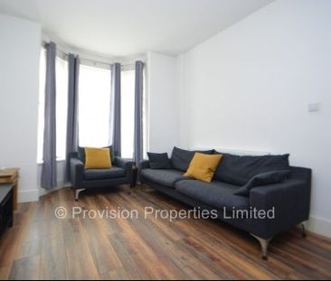 2 Bedroom Properties in Hyde Park - Photo 3