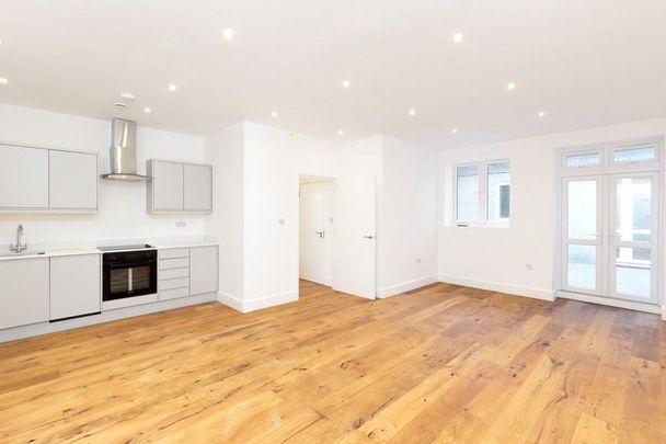 3 bedroom apartment to rent - Photo 1