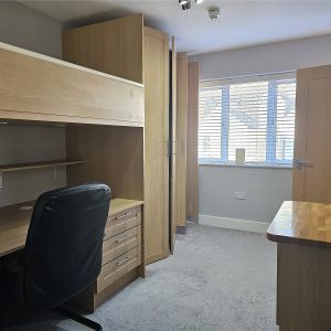 1 bedroom house to rent Maple Road, Poole, Dorset, BH15 - Photo 2