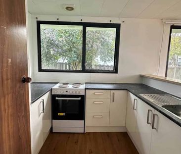 Spacious family home waiting for you - Photo 4