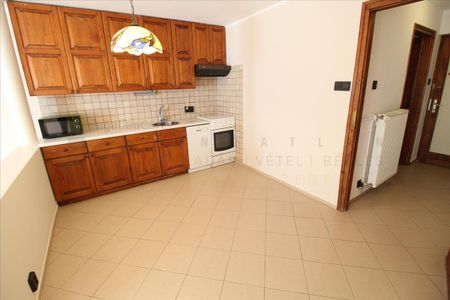 Kiadó jó állapotú lakás - Szeged - Fotó 4