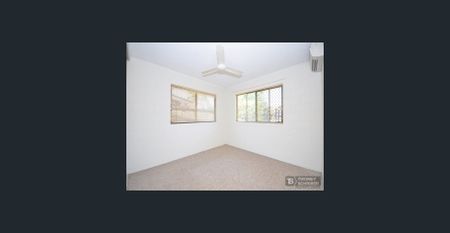 Two bedroom, ground floor unit - Photo 4