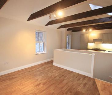 2 bedroom semi-detached house to rent - Photo 1