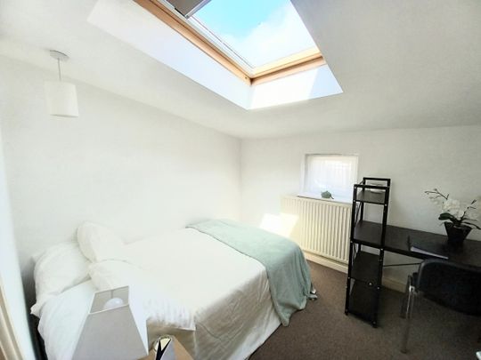 5 bedroom terraced house to rent - Photo 1