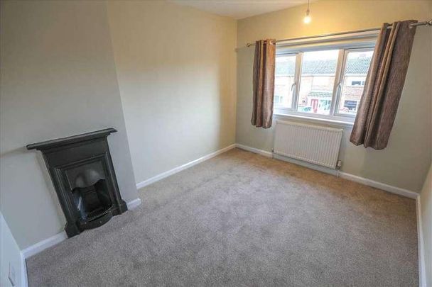 The Leys, Woodford, NN14 - Photo 1