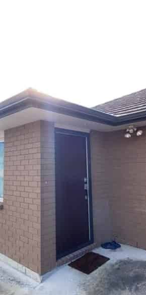 Melville - Walk to the hospital - Photo 2