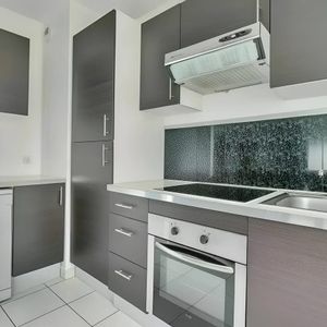 T3 , GARAGE ET BALCON - Photo 3