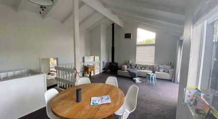 25 Montclair Rise, Browns Bay - Photo 2