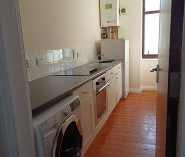 1 bedroom flat to rent - Photo 6