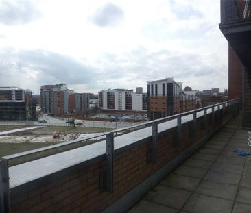 2 bedroom flat to rent - Photo 2