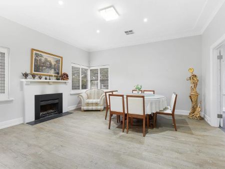 Family Proportions in Beachside Locale - Photo 4