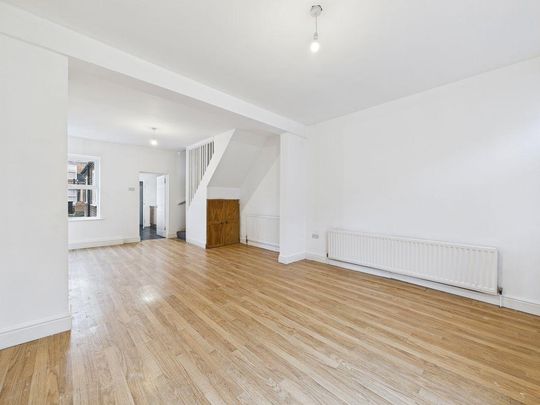 3 bed end of terrace house to rent in NE17 - Photo 1