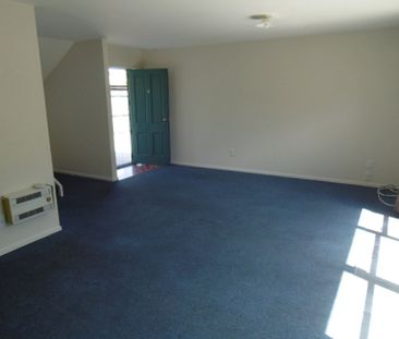Fantastic group or family home in great location! - Photo 3