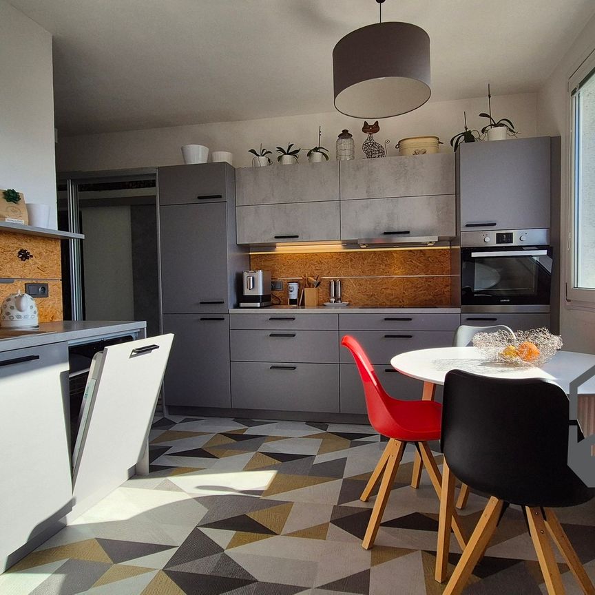 Pronájem bytu 1+kk a garsoniéry 42 m² - Photo 1