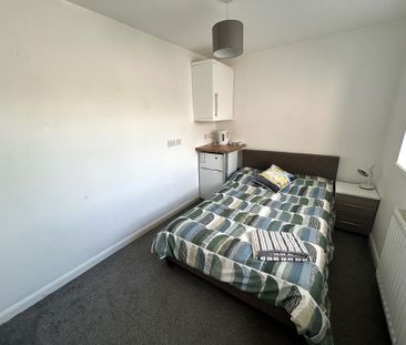 1 bedroom house of multiple occupation to rent - Photo 3