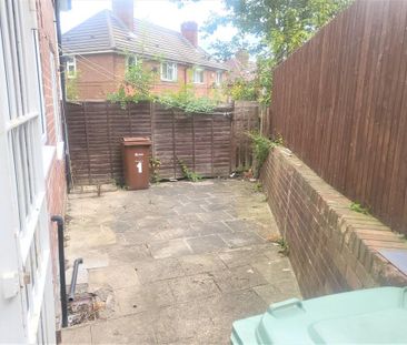 2 bedroom semi-detached house to rent - Photo 4