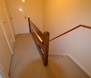 4 bedroom terraced house to rent - Photo 2