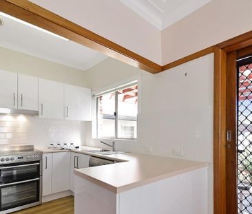 17 Gailes Street, Sutherland NSW 2232 - House For Rent | Domain - Photo 6