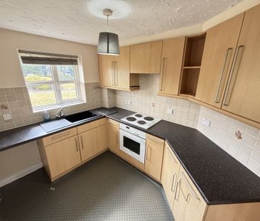 Kingfisher Court, Beamont Drive - Photo 2
