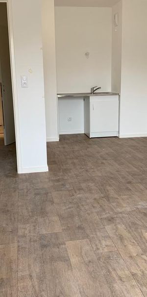 Location Appartement 44m² NEUILLY SUR MARNE 93330 - Photo 1