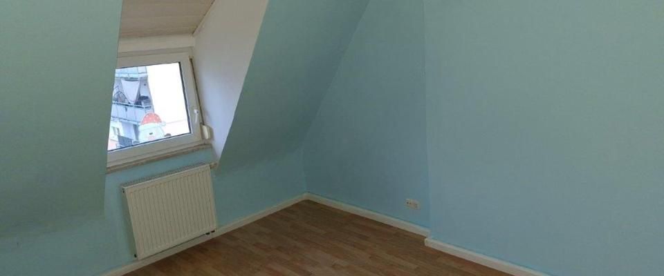 3 Zimmer, Küche, Bad im Dachgeschoss (2.OG) - Foto 1