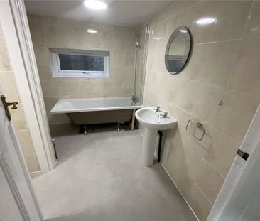 New Lane, Cleckheaton, BD19 - Photo 2