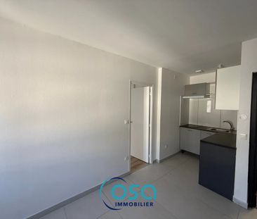 APPARTEMENT F2 DE 28 m² DISPONIBLE IMMÉDIATEMENT – CENTRE DE THIONV... - Photo 2