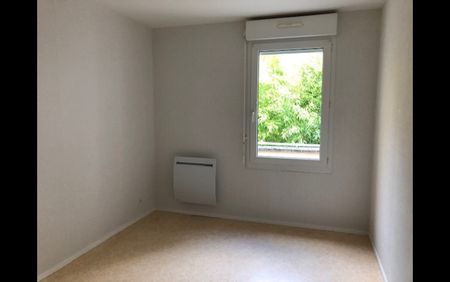 Location Appartement 3 pièces 61 m² La Châtre - Photo 2