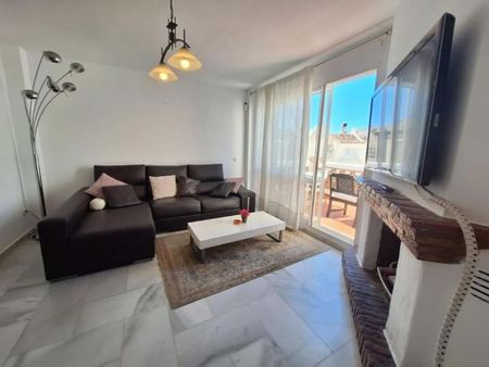 2 room luxury Flat for rent in Benalmádena, Andalusia - Photo 4