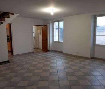Location Maison 9 pièces 184m² CLAYE SOUILLY 77410 - Photo 2