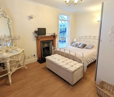 3 bedroom detached house to rent - Photo 2