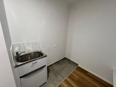 12 Ellis Dr, Diggers Rest VIC 3427 - House For Rent | Domain - Photo 3