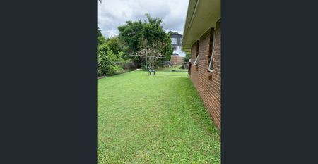 Lowset Home in Perfect Cleveland Position - Photo 4