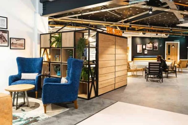 7 Bed Premium Ensuite - Photo 1