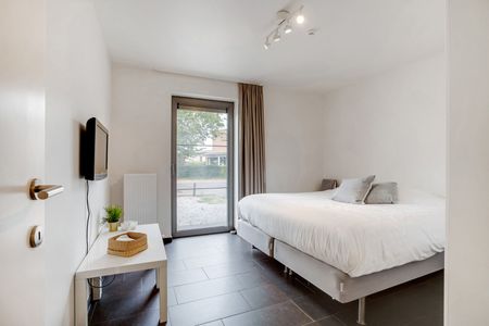 Gemeubeld appartement met 2 slaapkamers en terras - Photo 4