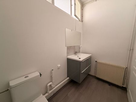 Location Appartement 2 pièces 39m² - Photo 5