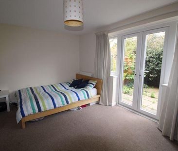 4 bedroom house to rent - Photo 3